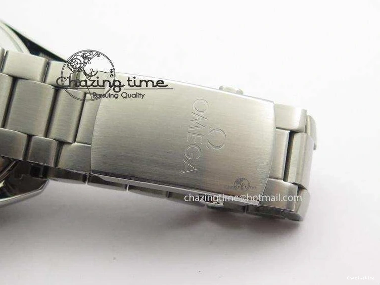 0715 UrbanChic Master Chronometer 45mm SS JHF Black Dial On SS Bracelet A 8248